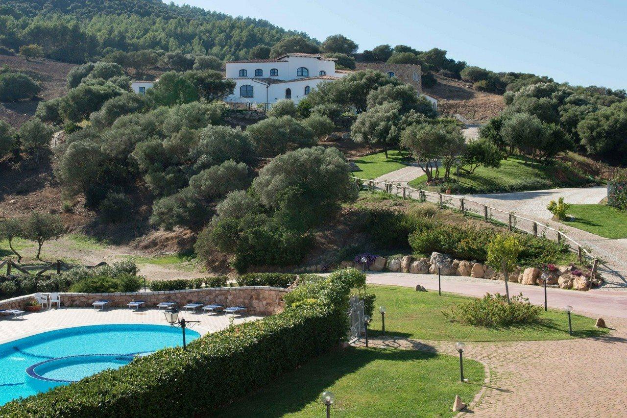 Landhuis Tenuta Su Vrau Posada (Sardinia)