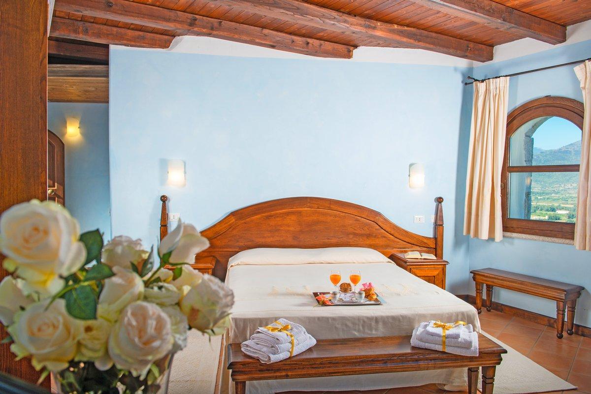 Casa di campagna Tenuta Su Vrau Posada (Sardinia)